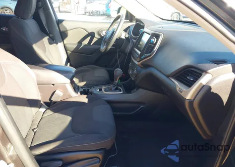 2017 Jeep Cherokee Latitude Fwd from USA, damaged, VIN 1C4PJLCB9HW523620